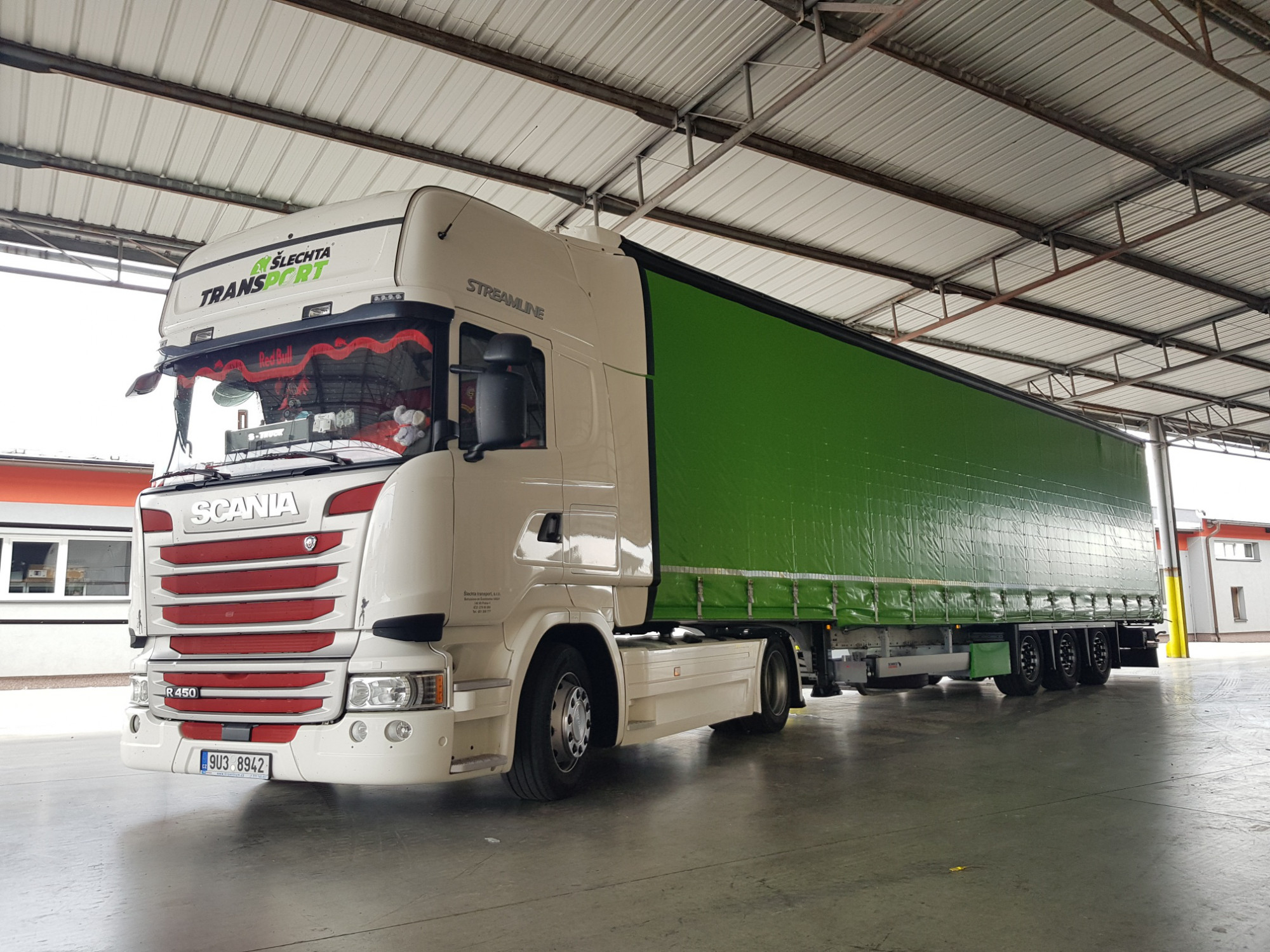 Nový flexibilní návěs Schmitz Cargobull 